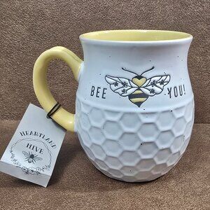 Bee Honeycomb Coffee Mug Large 16 oz Bumble Honey White Yellow